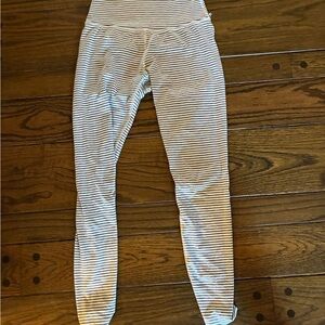 Striped beyond yoga Leggings